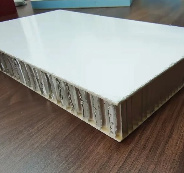 Lightweight Pebble GRP PP Honeycomb Panel